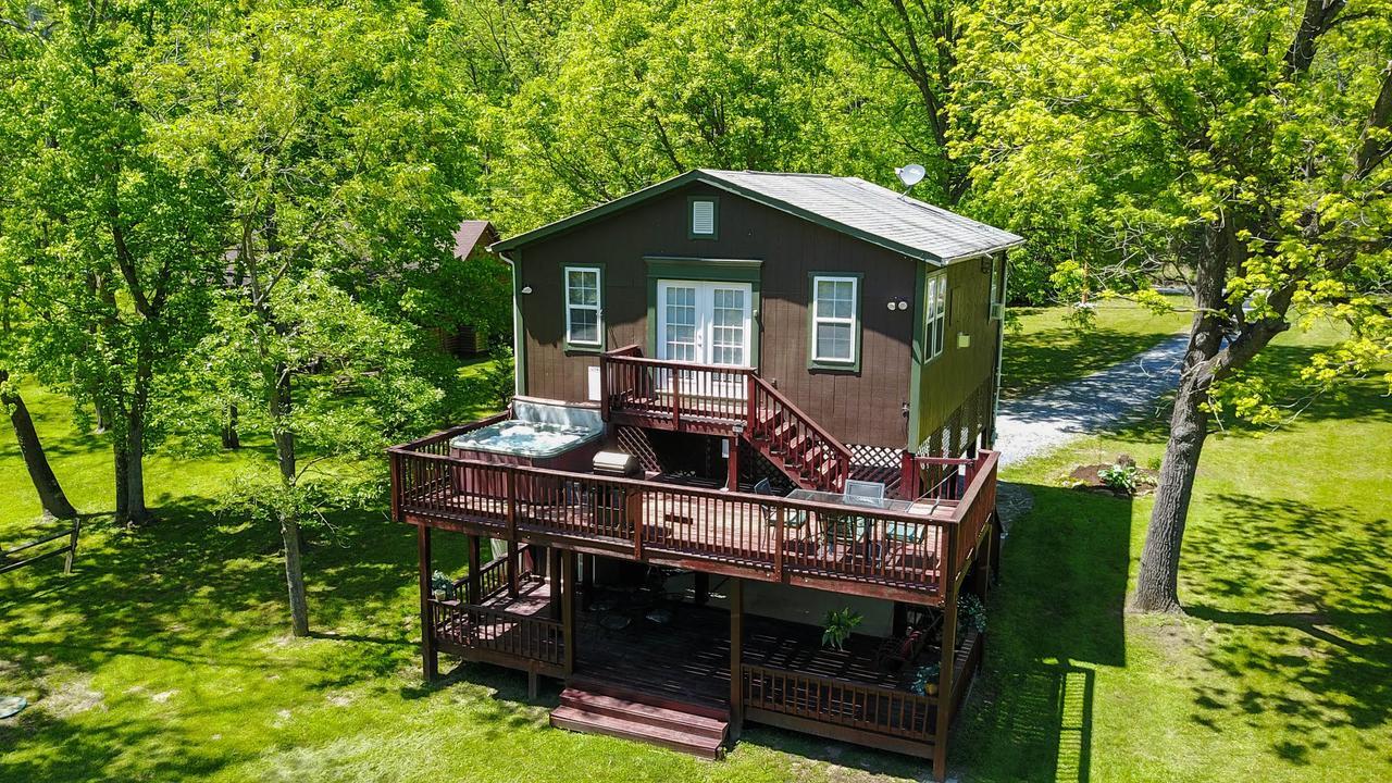 Bear Valley- Riverfront With Hot Tub! Luray Exterior foto