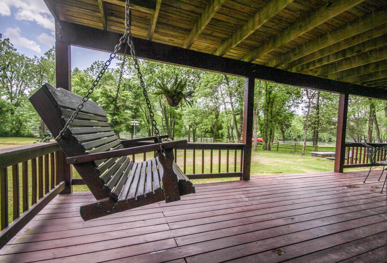 Bear Valley- Riverfront With Hot Tub! Luray Exterior foto