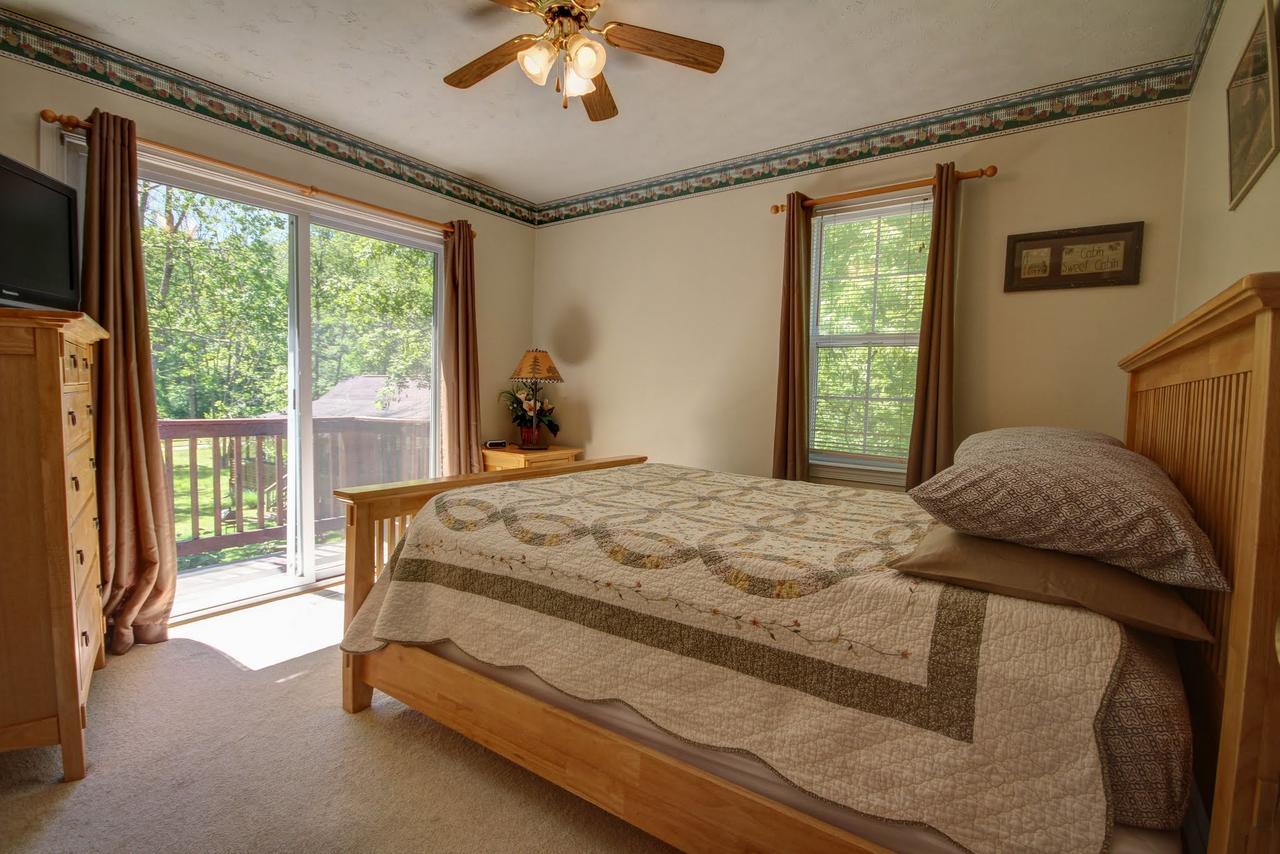 Bear Valley- Riverfront With Hot Tub! Luray Exterior foto